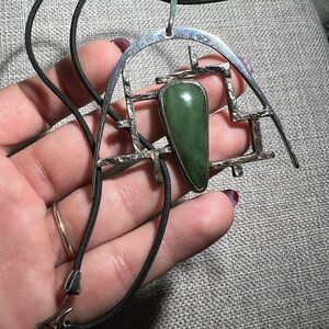 Silver tone and Green Stone Pendant Necklace